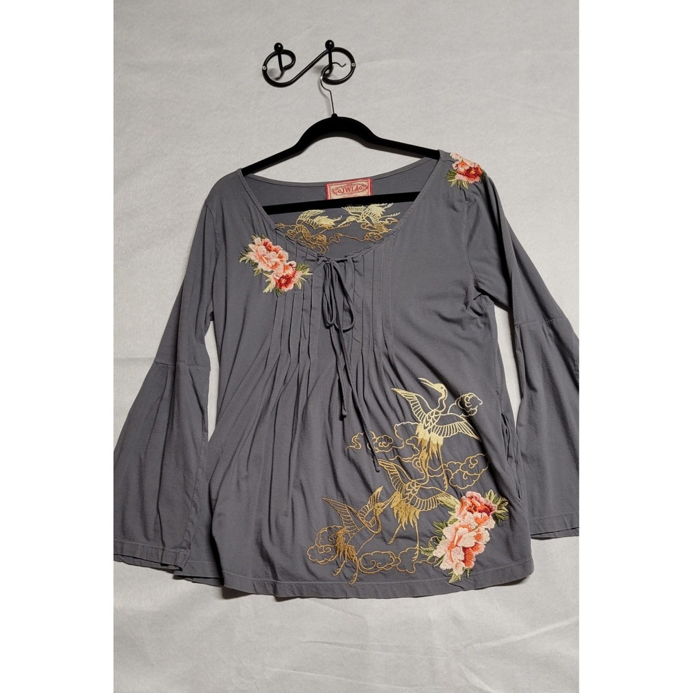 Gray With Multicolored Embroidery Trim Ls Johnny Was Top Size L